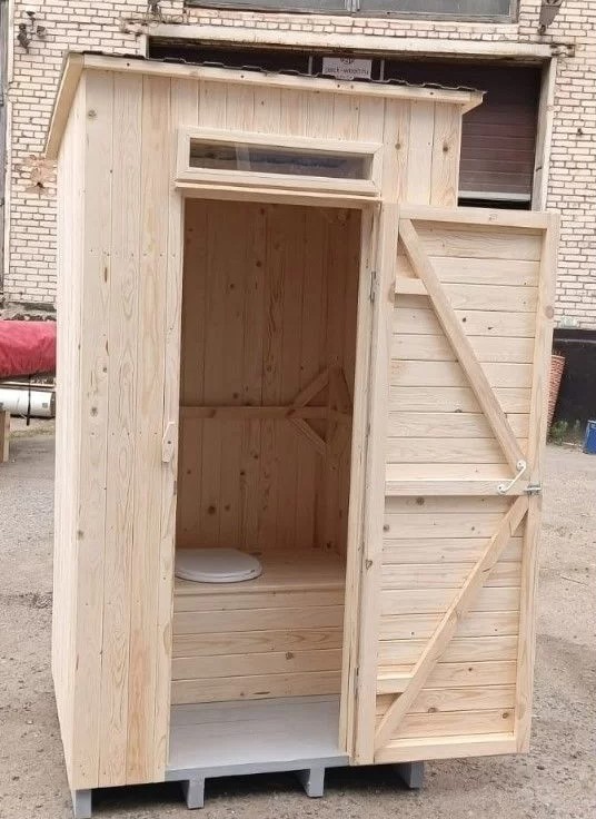 уличный туалет